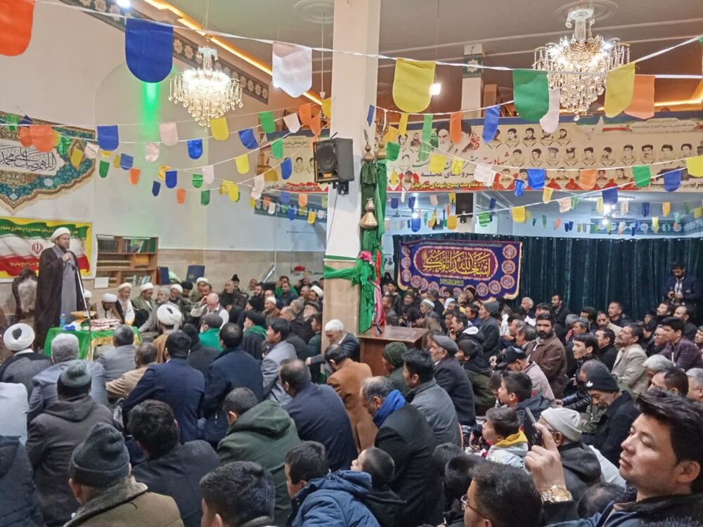 مسجدی که کانون حل مشکلات مردم است؛ از برگزاری جشن ازدواج تا صلح و سازش