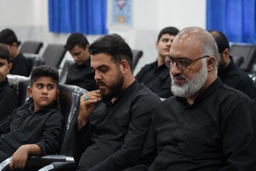 تصاویر/ آیین افتتاحیه دوره مداحی مجمع مشورتی جوانان دفتر نماینده ولی فقیه در لرستان