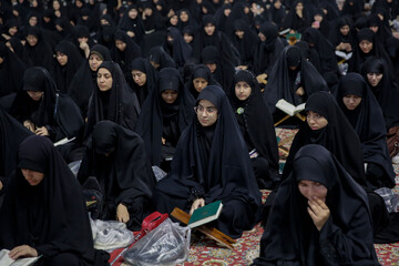 تصاویر/ اجتماع «در سوگ اسوه حسنه» در مشهد