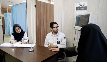 اعزام کادر درمانی سمنان به مشهد مقدس برای خدمت به زائران