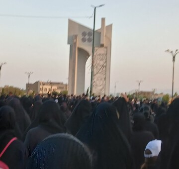 تصاویر /حضور کادر موسسه آموزش عالی ریحانه الرسول ساوه در کاروان غم