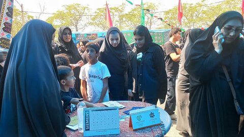 تصاویر/فعالیت طلاب مدرسه علمیه فاطمه الزهرا ساوه در دهه آخر ماه صفر