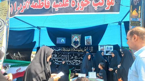 تصاویر/فعالیت طلاب مدرسه علمیه فاطمه الزهرا ساوه در دهه آخر ماه صفر