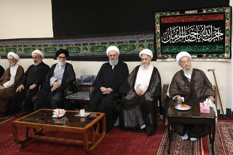 تصاویر/ تصاویر/ مراسم عزاداری روز رحلت پیامبر(ص) و شهادت امام مجتبی (ع) در بیوت مراجع