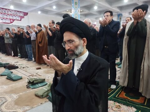تصاویر/نمازعبادی سیاسی جمعه کاشان