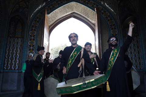 تصاویر/  حال و هوای حرم حضرت معصومه (س) در روز رحلت پیامبر(ص) و شهادت امام مجتبی (ع)