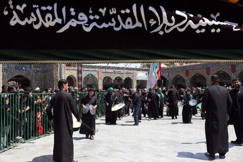 تصاویر/  حال و هوای حرم حضرت معصومه (س) در روز رحلت پیامبر(ص) و شهادت امام مجتبی (ع)