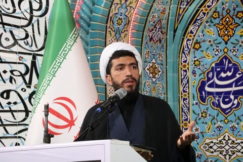 تصاویر/اقامه نماز جمعه تکاب