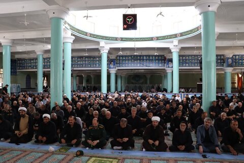 تصاویر/اقامه نماز جمعه تکاب