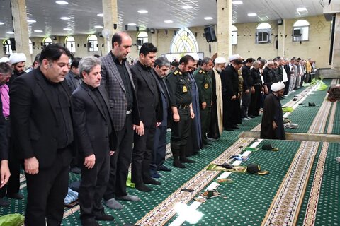 تصاویر/ اقامه نماز جمعه خوی