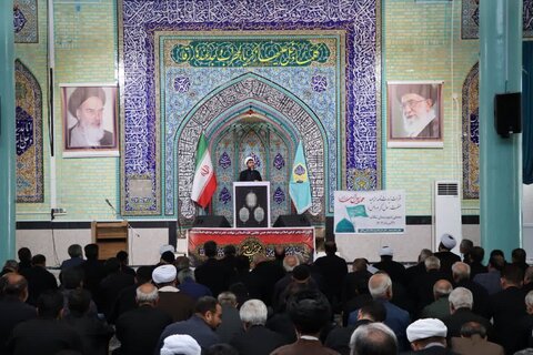 تصاویر/اقامه نماز جمعه تکاب