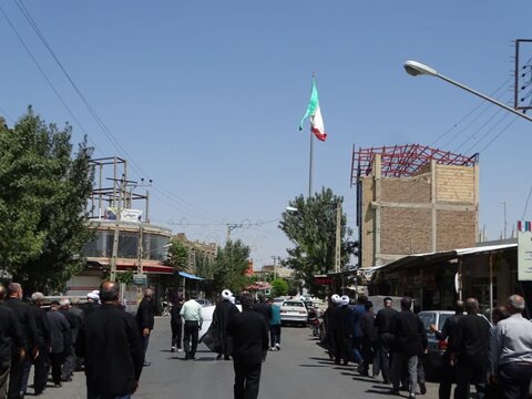 تصاویر/ عزاداری خیابانی مردم چهاربرج در سالروز ارتحال نبی مکرم اسلام