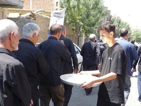 تصاویر/ عزاداری خیابانی مردم چهاربرج در سالروز ارتحال نبی مکرم اسلام