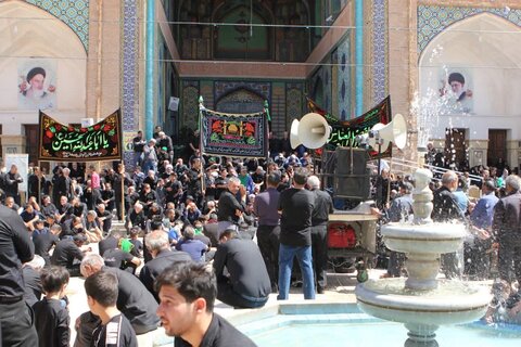 تصاویرسوگواره رحلت پیامبر اعظم(ص) و شهادت امام حسن مجتبی(ع) در صحن آستان مقدس حضرت سلطانعلی(ع)