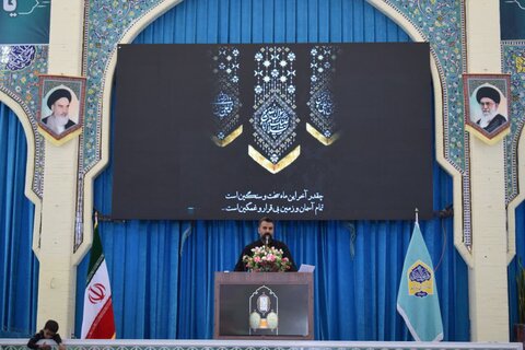 تصاویر/ اقامه نماز جمعه شهربابک