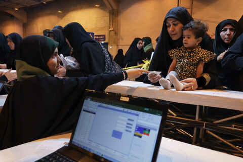 تصاویر/ موکب انصارالحسین علیه‌السلام در حرم مطهر رضوی