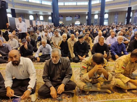 تصاویر/اقامه نماز جمعه در ایلام