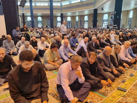 تصاویر/اقامه نماز جمعه در ایلام