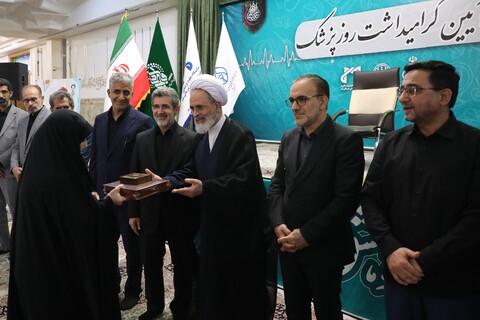 تصاویر/ آیین گرامیداشت روز پزشک