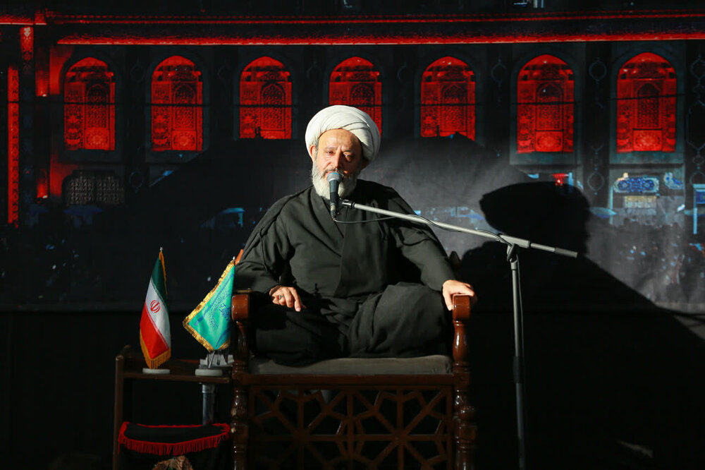 مقاومت ملت‌های مظلوم منطقه جلوه‌ای از تحقق اهداف پیامبر(ص) است / ایستادگی در برابر یزیدیان زمان با شعار «ما می توانیم»