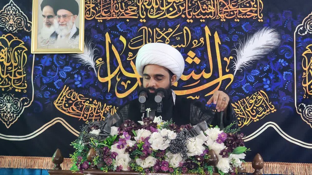 راه شناخت پیامبر(ص) و اهل‌بیت(ع) مطالعه سیره زندگی آنها است