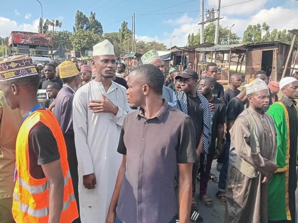 Picha / matembezi ya amani ya kumbukumbu ya kifo cha Mtume Muhammad (saw) yafanyika nchini Tanzania