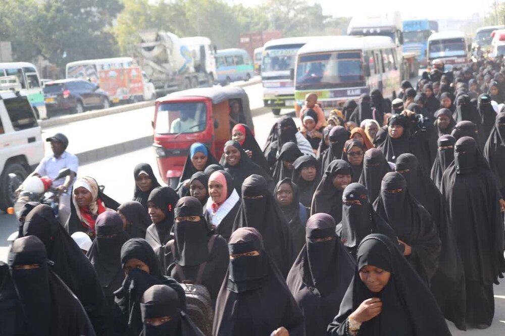 Picha / matembezi ya amani ya kumbukumbu ya kifo cha Mtume Muhammad (saw) yafanyika nchini Tanzania