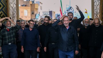 تصاویر/ سوگواری هیئات مذهبی آران و بیدگل در شام شهادت امام حسن مجتبی (ع) و پیامبر اکرم (ص) در نجف ایران