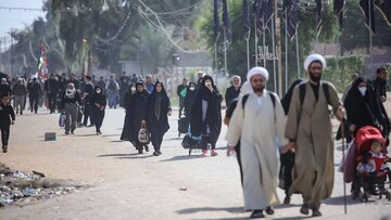 سفرنامه اربعین | خلوت عاشقانه در شلوغ‌ترین جاده منتهی به خدا