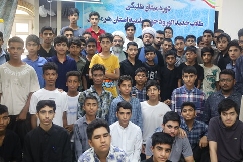 فیلم|  دوره میثاق طلبگی برای داوطلبان ورود به حوزه علمیه هرمزگان