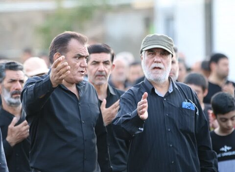 تصاویر/حرکت کاروان عزاداری روز رحلت رسول اکرم (ص)و شهادت امام حسن مجتبی (ع)در ساوه