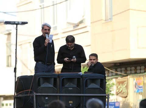 تصاویر/حرکت کاروان عزاداری روز رحلت رسول اکرم (ص)و شهادت امام حسن مجتبی (ع)در ساوه