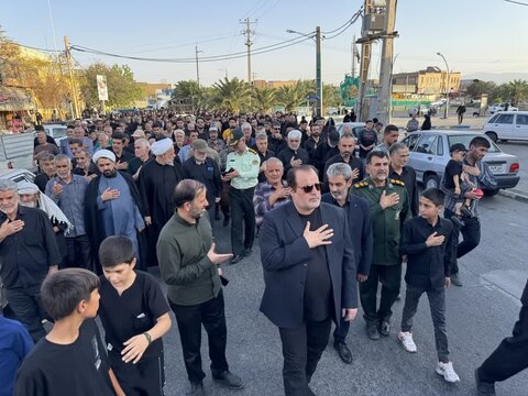 تصاویر/حرکت کاروان عزاداری روز رحلت رسول اکرم (ص)و شهادت امام حسن مجتبی (ع)در ساوه