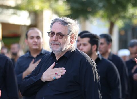 تصاویر/حرکت کاروان عزاداری روز رحلت رسول اکرم (ص)و شهادت امام حسن مجتبی (ع)در ساوه