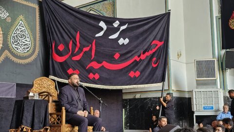 تصاویر/ اجتماع سالیانه هیئت های مذهبی یزد در حرم رضوی