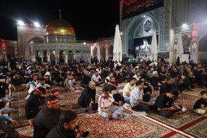 تصاویر/  عزاداری‌ هرمزگانی‌ها در حرم رضوی