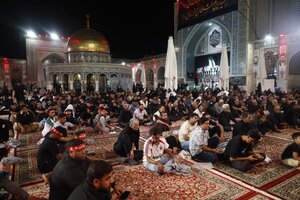 تصاویر/  عزاداری‌ هرمزگانی‌ها در حرم رضوی