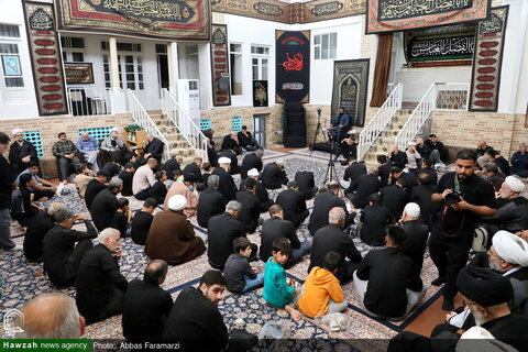 Photos/Cérémonie de deuil à l'occasion du décès du Prophète (PSL) et du martyre de l'Imam Mojtabi (PSL) au domicile des autorités religieuses.