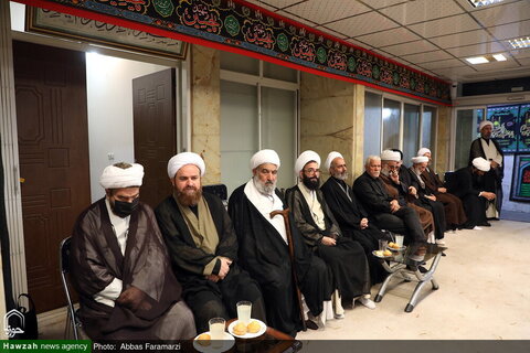 Photos/Cérémonie de deuil à l'occasion du décès du Prophète (PSL) et du martyre de l'Imam Mojtabi (PSL) au domicile des autorités religieuses.