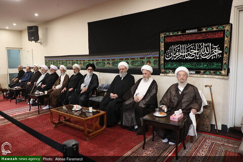 Photos/Cérémonie de deuil à l'occasion du décès du Prophète (PSL) et du martyre de l'Imam Mojtabi (PSL) au domicile des autorités religieuses.