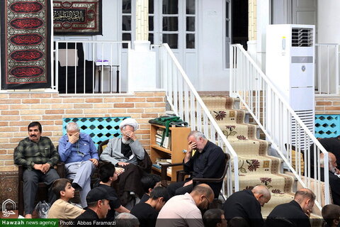 Photos/Cérémonie de deuil à l'occasion du décès du Prophète (PSL) et du martyre de l'Imam Mojtabi (PSL) au domicile des autorités religieuses.