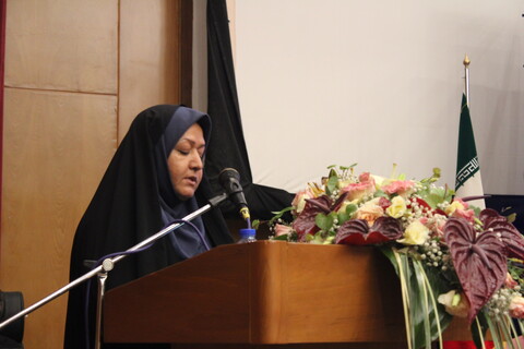 تصاویر/ نشست معاون رئیس جمهور با بانوان فرهیخته کرمان