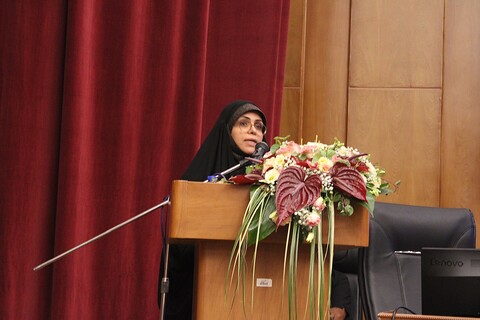 تصاویر/ نشست معاون رئیس جمهور با بانوان فرهیخته کرمان