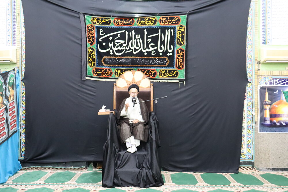 عزت امروز اسلام، مدیون صبر و استقامت گذشته است