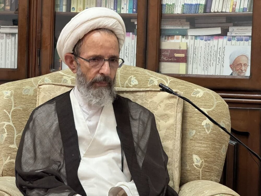 ورود عمیق در حوزه علوم انسانی اسلامی هویت‌ساز و فرهنگ‌ساز است