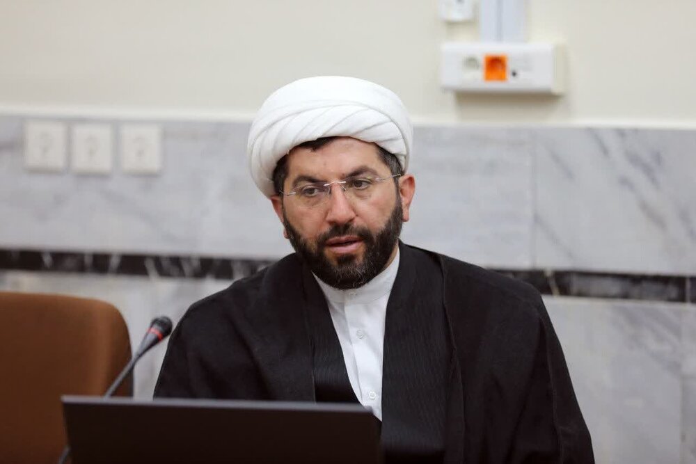 هنر امام رضا(ع) در تبدیل تهدید به فرصت / امام رضایی‌ها دل به آمریکا نمی بندند