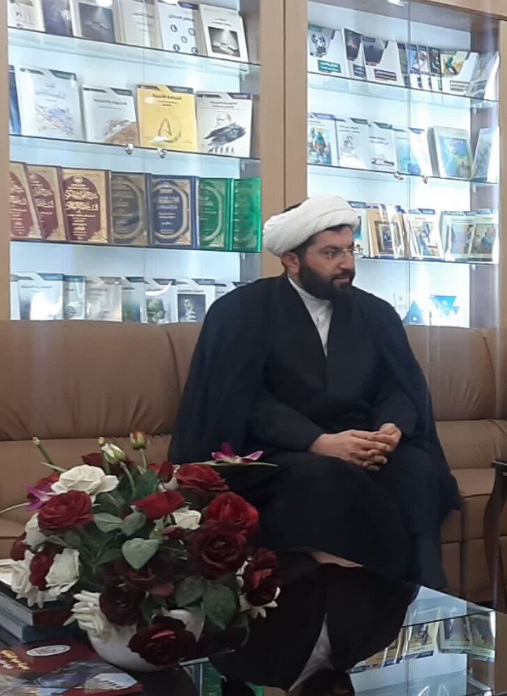 هنر امام رضا(ع) در تبدیل تهدید به فرصت / امام رضایی‌ها دل به آمریکا نمی ببندند