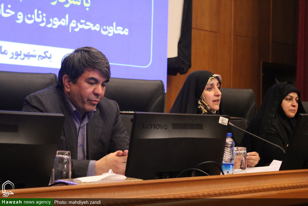 تصاویر/ نشست معاون رئیس جمهور با بانوان فرهیخته کرمان