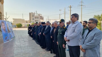 تصاویر/ تجدید میثاق مسئولان گناوه با آرمان‌های شهدا