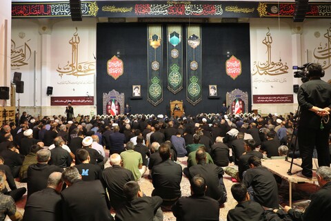 تصاویر/ حال و هوای حرم حضرت معصومه (س) در شب شهادت امام رضا (ع)